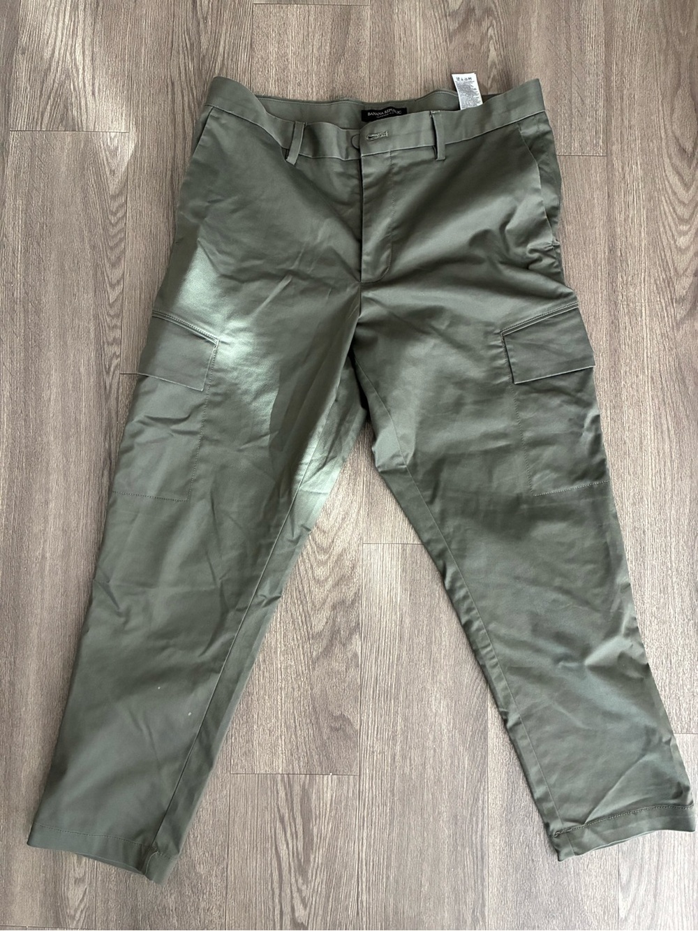 Banana Republic Men's Olive Cargo Trousers